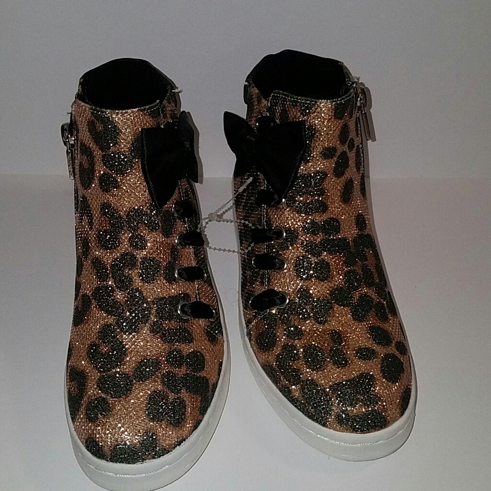 Reaction Kenneth Cole Leopard Boots